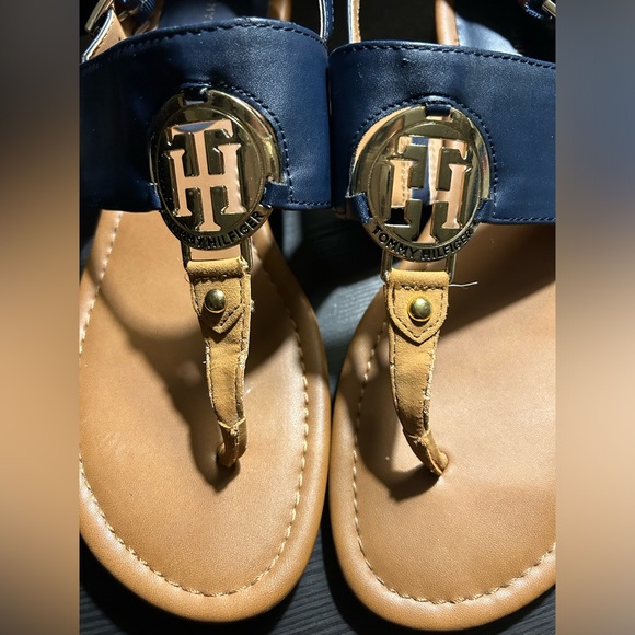 (SOLD) TOMMY HILFIGER SANDALS - Picture 3 of 6